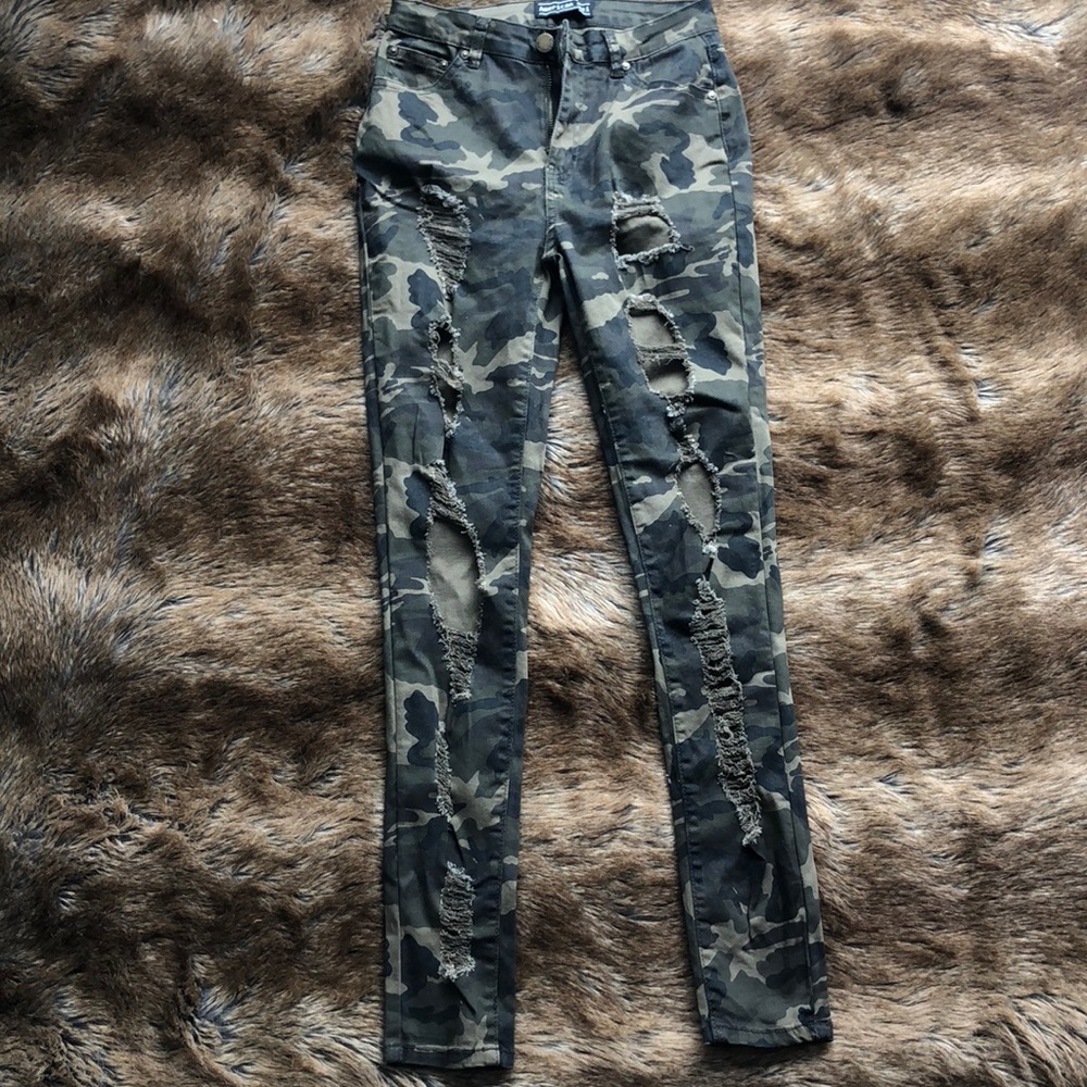 American Bazi camo skinny jeans
